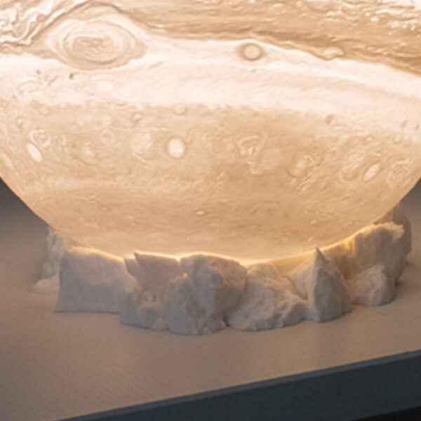 Close up of rocky surface lamp base.